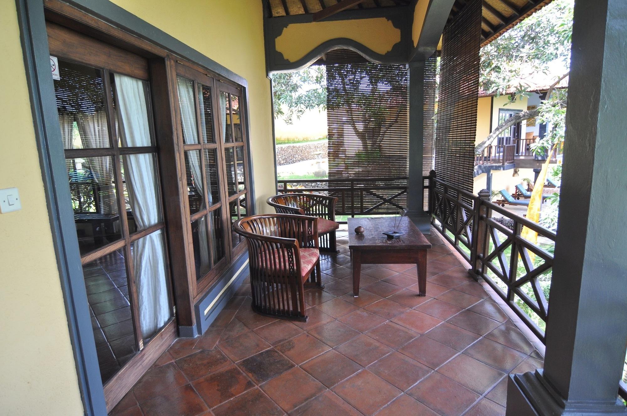 Puri Mangga Sea View Resort And Spa Lovina  Exterior photo