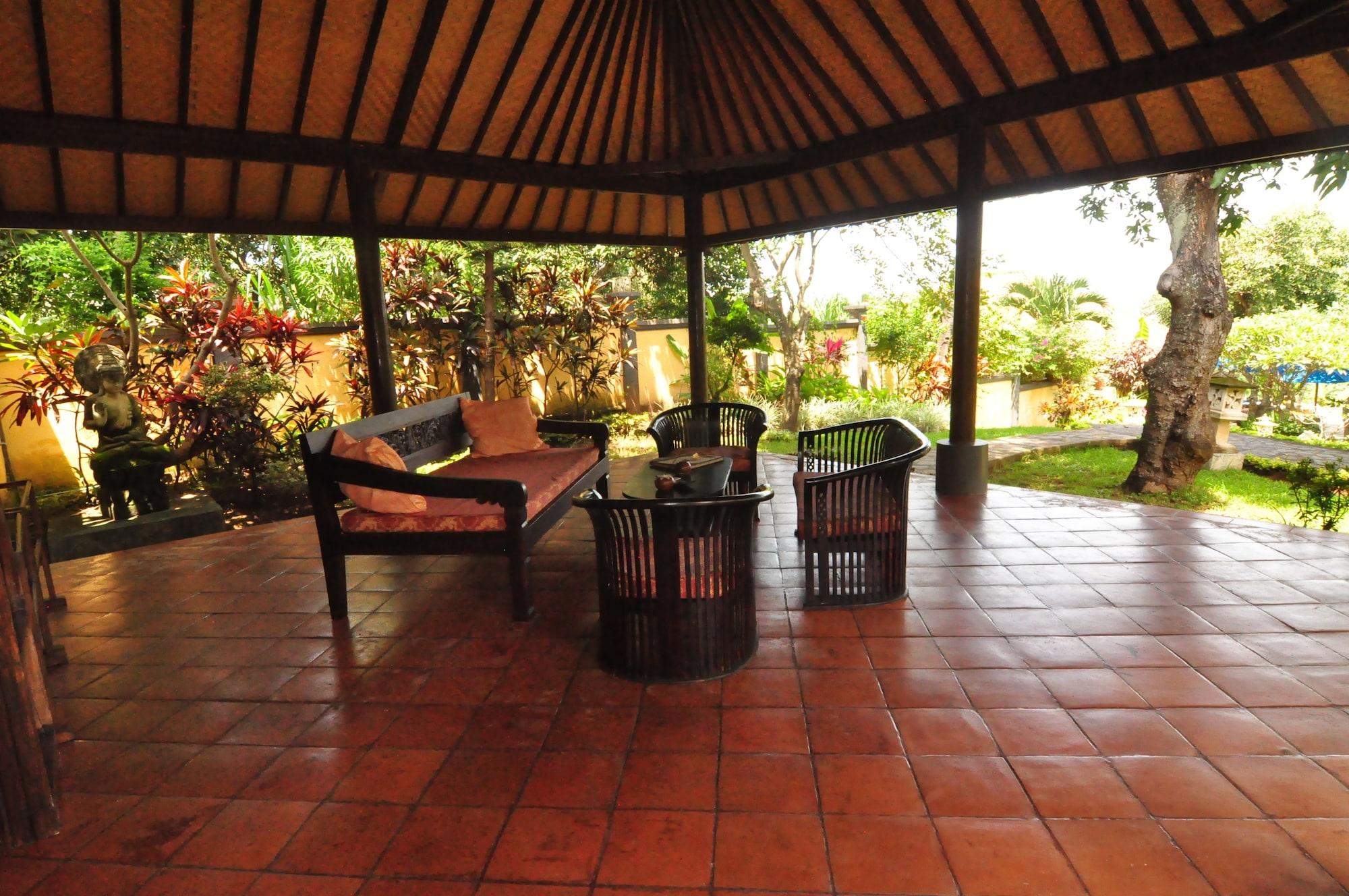 Puri Mangga Sea View Resort And Spa Lovina  Exterior photo