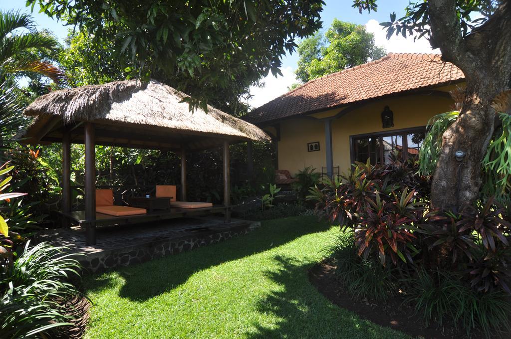 Puri Mangga Sea View Resort And Spa Lovina  Exterior photo