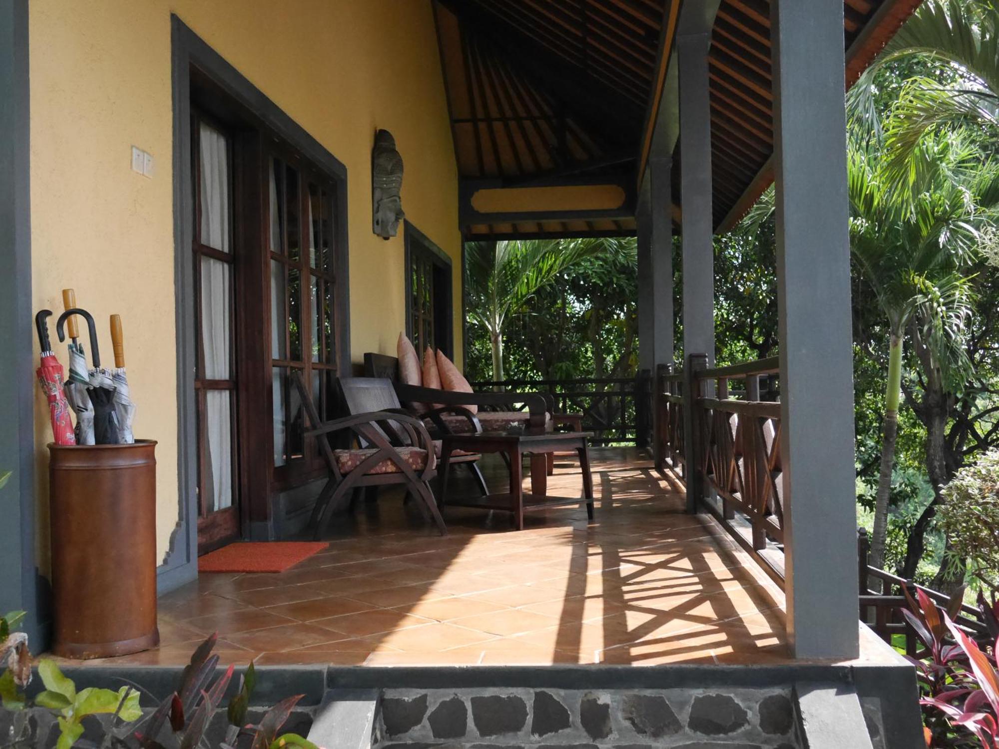 Puri Mangga Sea View Resort And Spa Lovina  Exterior photo