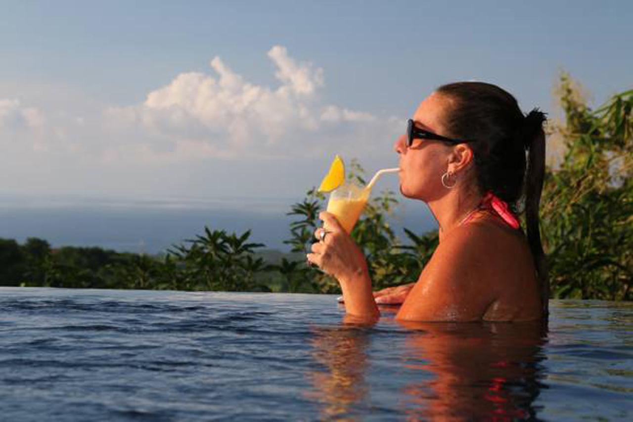 Puri Mangga Sea View Resort And Spa Lovina  Exterior photo